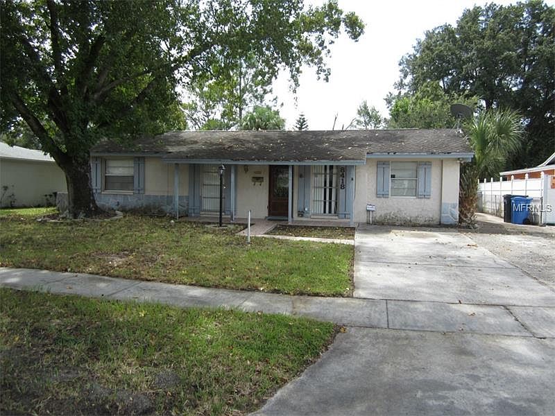 1st image of 8418 Woodlake Dr