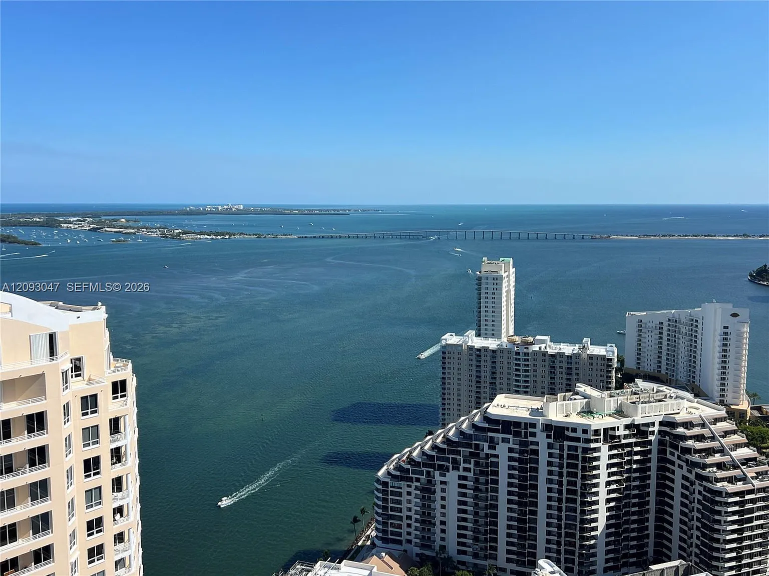 Three Tequesta Point Cond — Photo 3