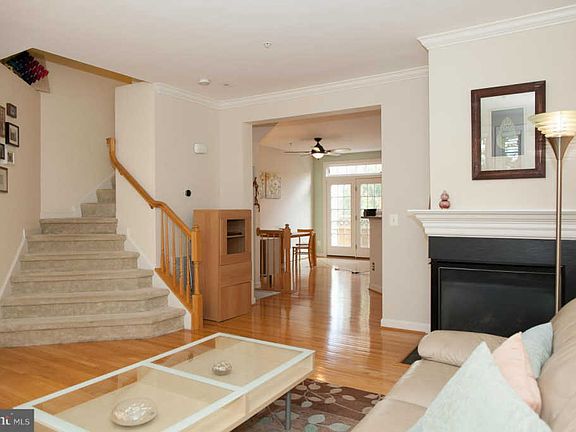 3rd image of 8159 Skelton Cir