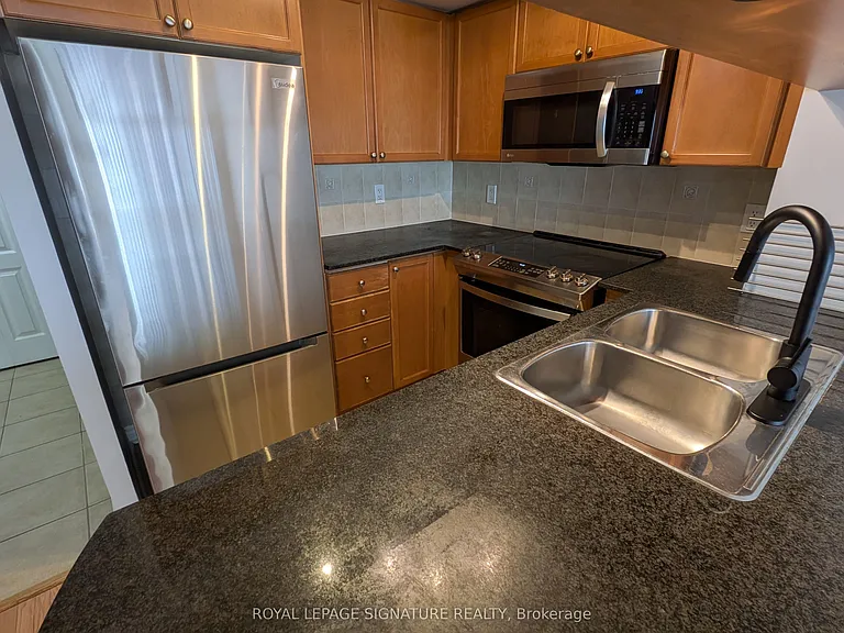 4090 Living Arts Dr #1812 — Photo 2