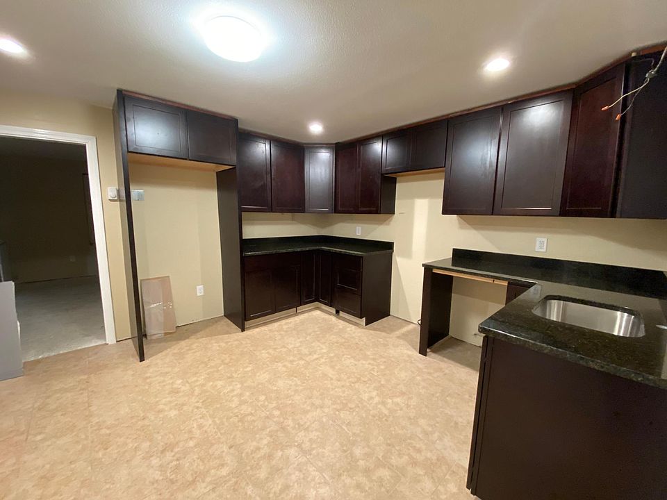 2nd image of 16 Hope Ave