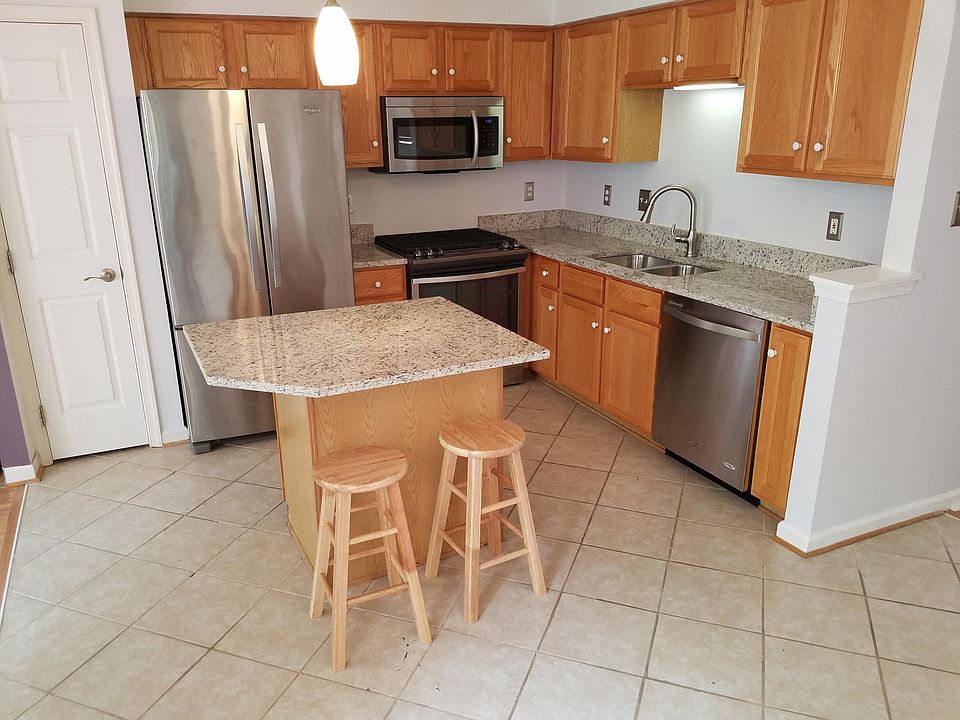 Large kitchen with Stainless Steel appliances