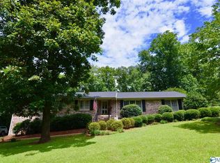 313 Azalea Dr, Gadsden, AL 35901