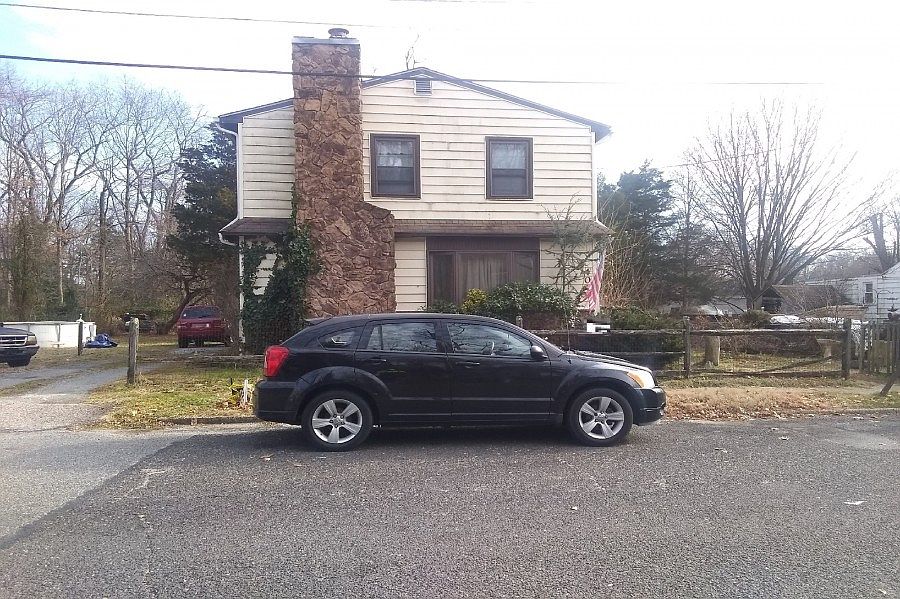 1st image of 404 Pine Ave