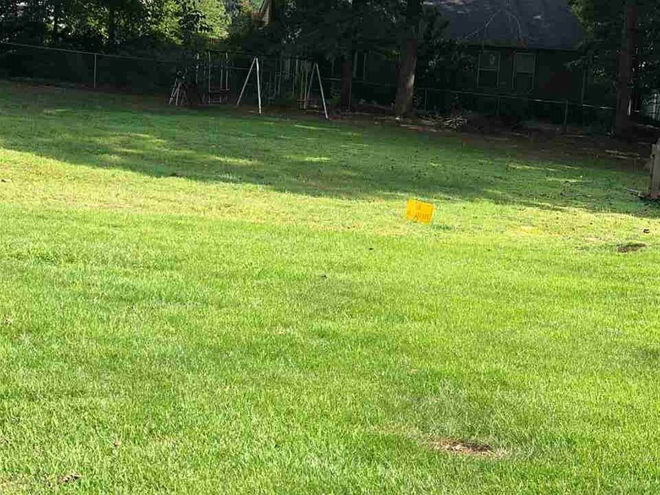 2nd image of 117 Cosgrove Ln