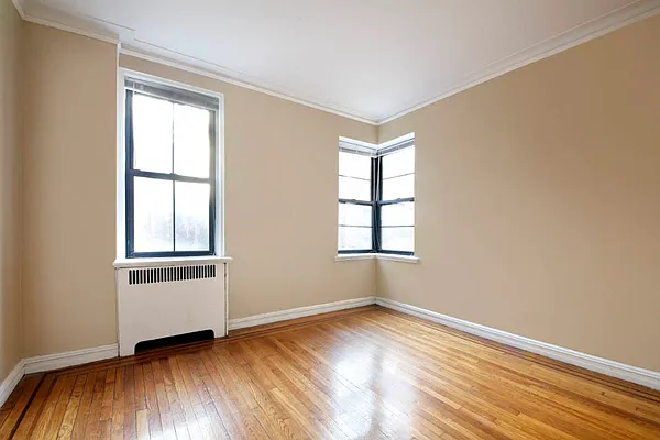 Rented by Town Residential | media 29