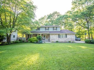 5014 Logan Arms Dr, Youngstown, OH