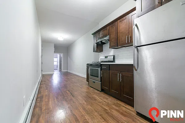 Rented by Pinn Realty | media 7