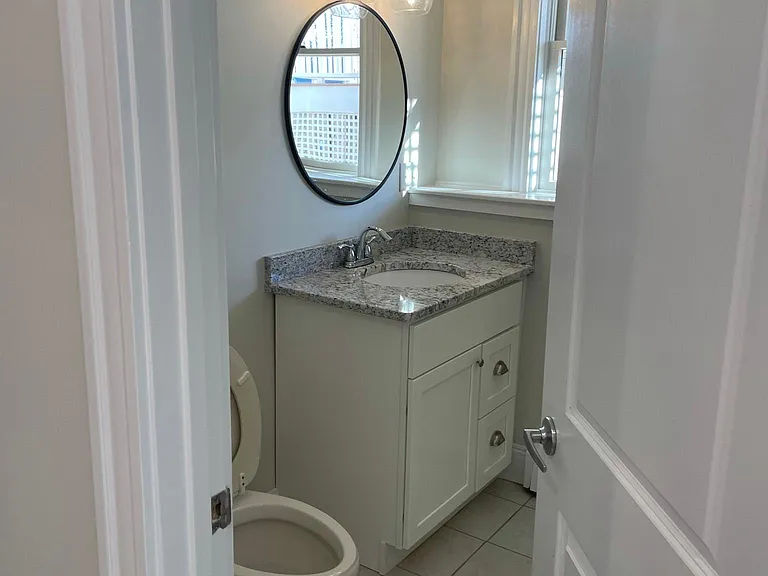 25 Winthrop Ave — Photo 3