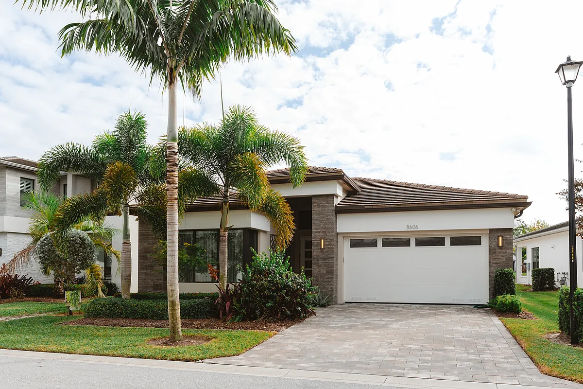 Building Photo - 8606 Tower Bridge Ct