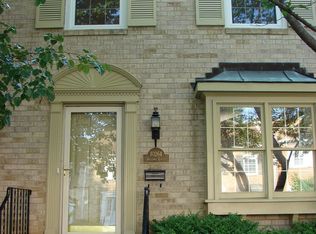 10264 Arizona Cir, Bethesda, MD 20817