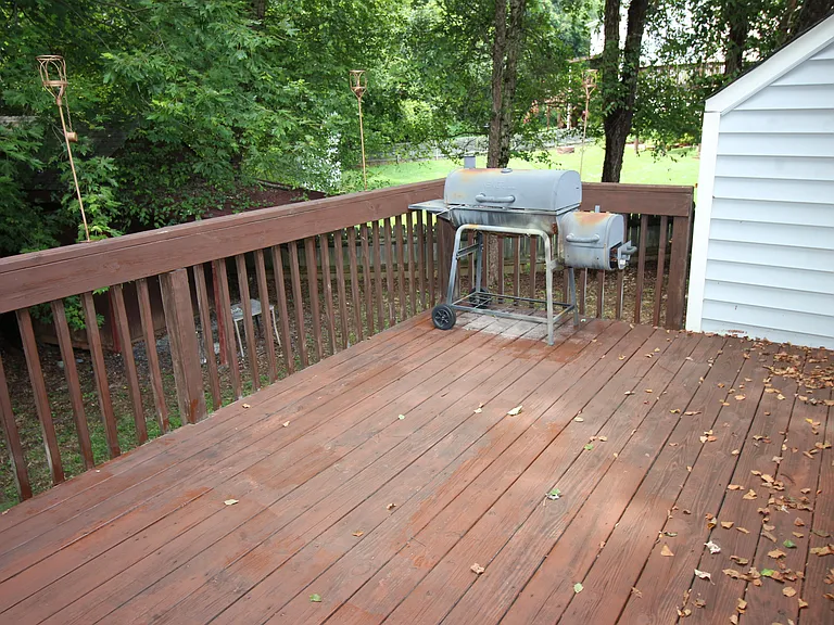 6008 Southcrest Dr — Photo 9