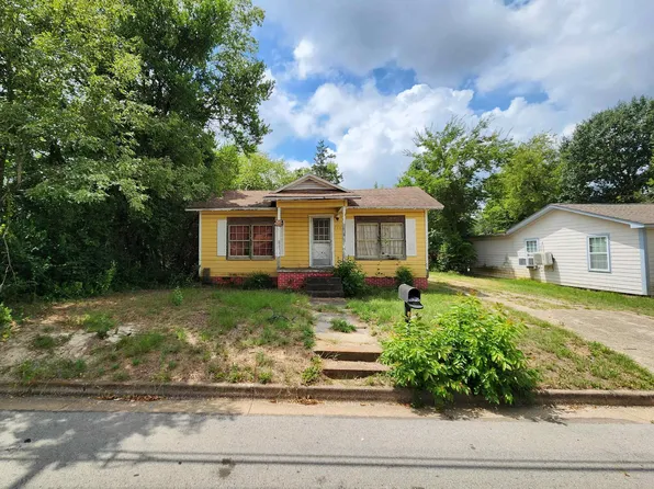 2304 W Shaw St, Tyler, TX 75701