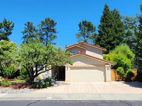 385 Century Cir, Danville, CA 94526