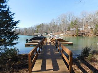 102 Pinnacle Pointe Dr, Seneca, SC 29672