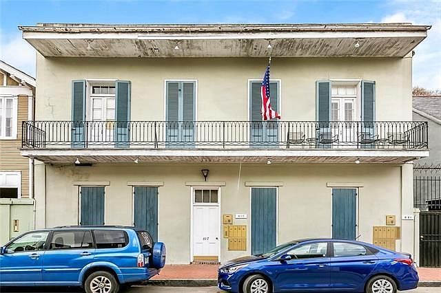 1st image of 617 Dauphine St #15