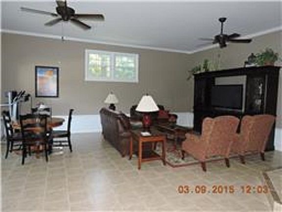 4th image of 288 Trotters Cir