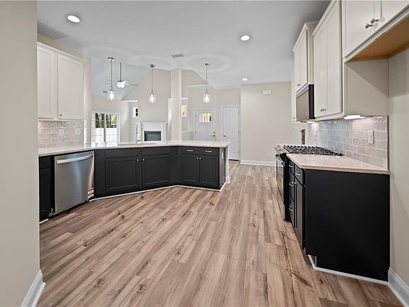 4th image of 4607 Longleaf Pl