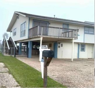 213 Barracuda St, Bayou Vista, TX, 77563