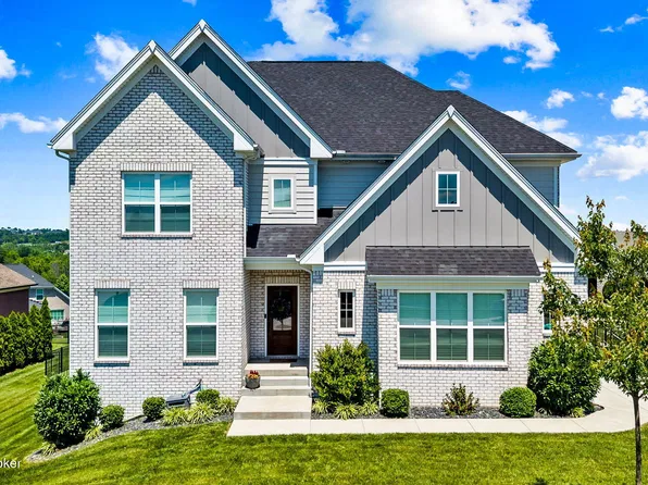 5800 Sumner Pl, Crestwood, KY 40014