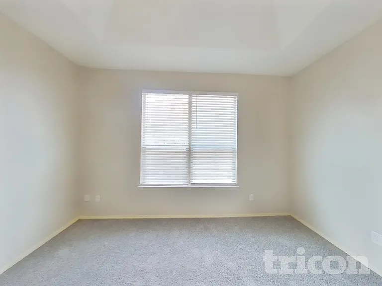 2809 Thistlewood Dr — Photo 6