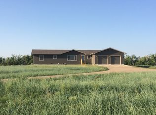 29523 206th St, Pierre, SD 57501