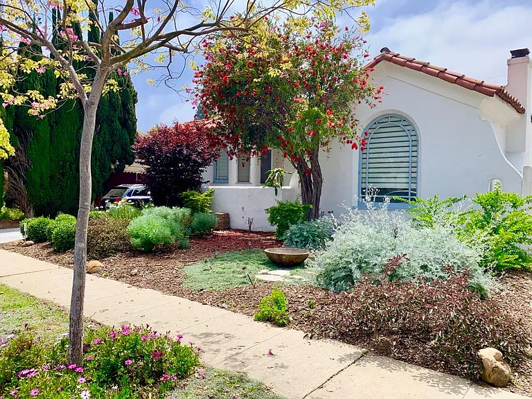 8920 David Ave — Photo 2