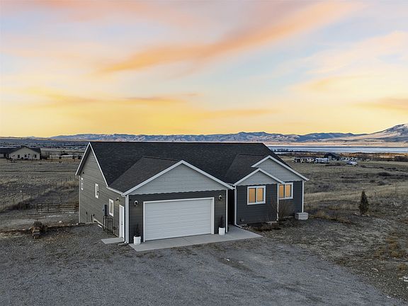 2nd image of 70 Springville Ln