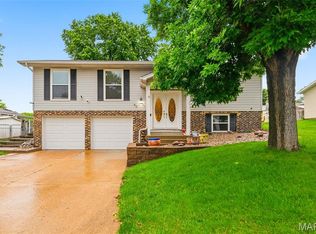 43 Kimberly Ln, Saint Peters, MO 63376