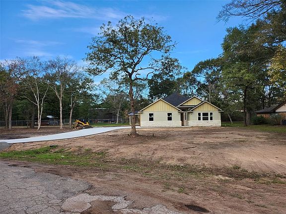2nd image of 37954 N Bonnie Lake Dr