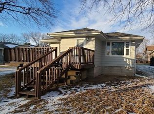 420 13th St, Windom, MN 56101