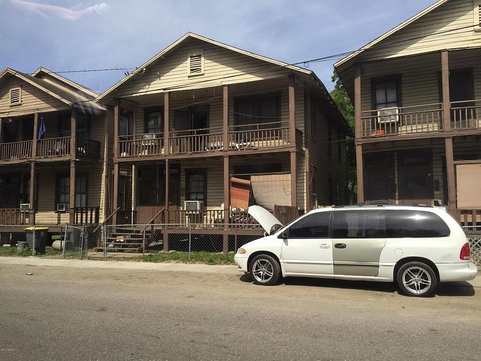 1st image of 1204 Barnett St