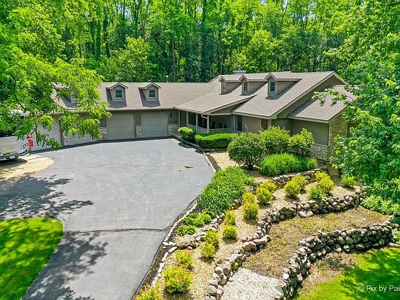 2nd image of 409 Marawood Dr