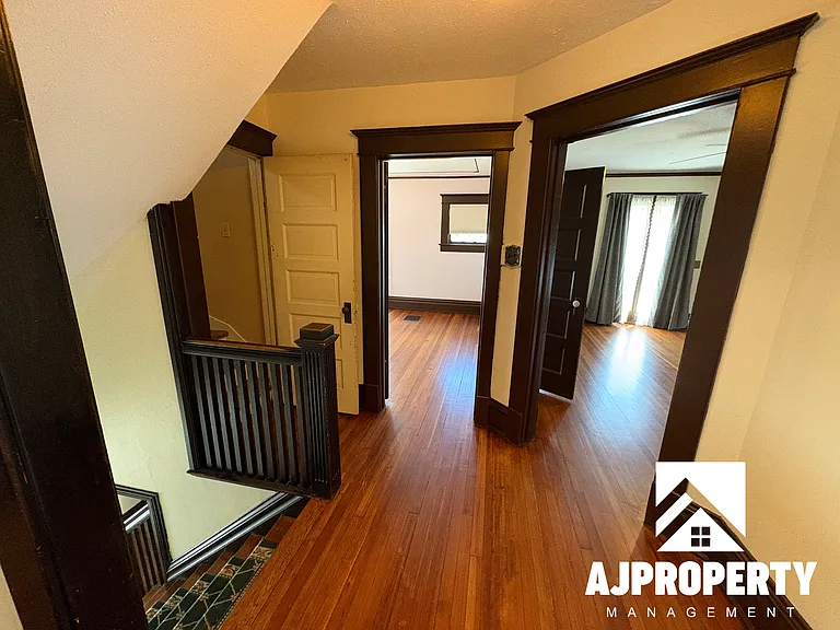 119 N Summit Ave — Photo 25