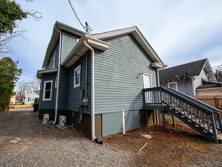 417 Ebenezer Ave — Photo 17