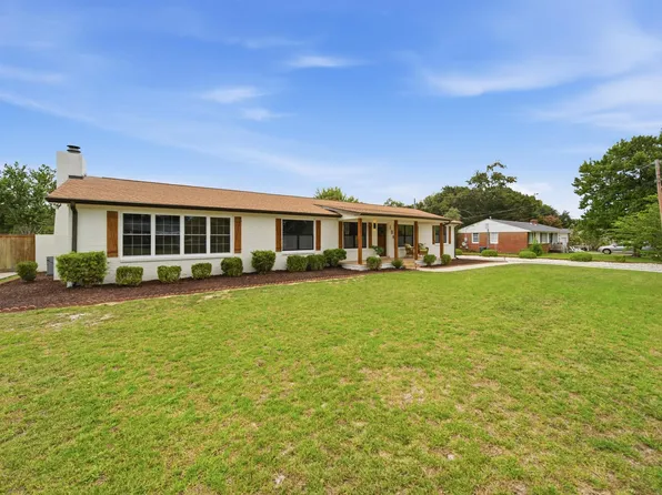 109 Wessinger Dr, Lexington, SC 29072