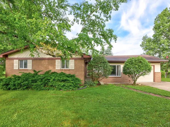 2925 Glacier Dr, Saginaw, MI 48603