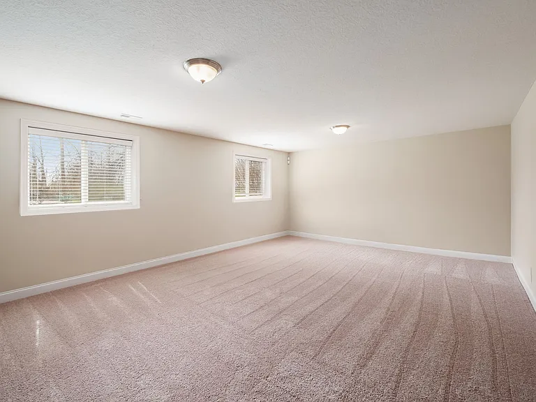 1104 Balmoral Dr #1 — Photo 55
