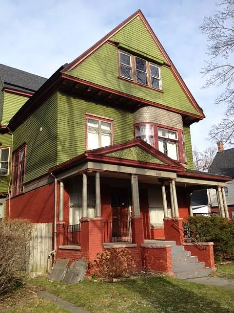 400 Porter Ave #2F
