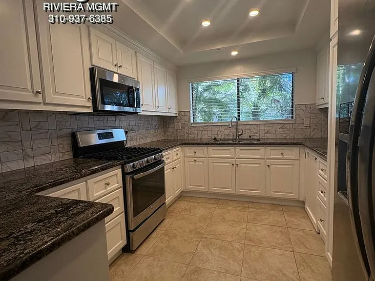 2300 Carnegie Ln #1 — Photo 1