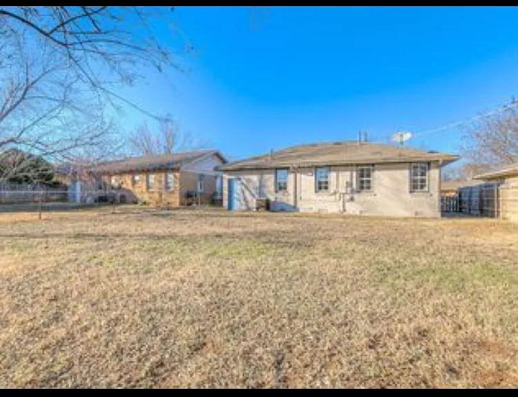 2220 Churchill Way — Photo 8