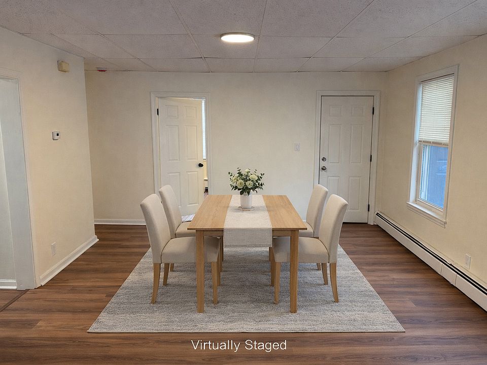 Virtually staged Dining room
