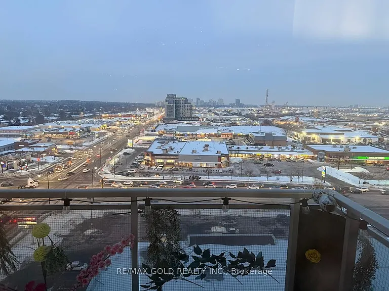 215 Queen St E #1401 — Photo 6