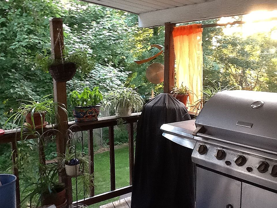 2nd image of 20 Linda Ln
