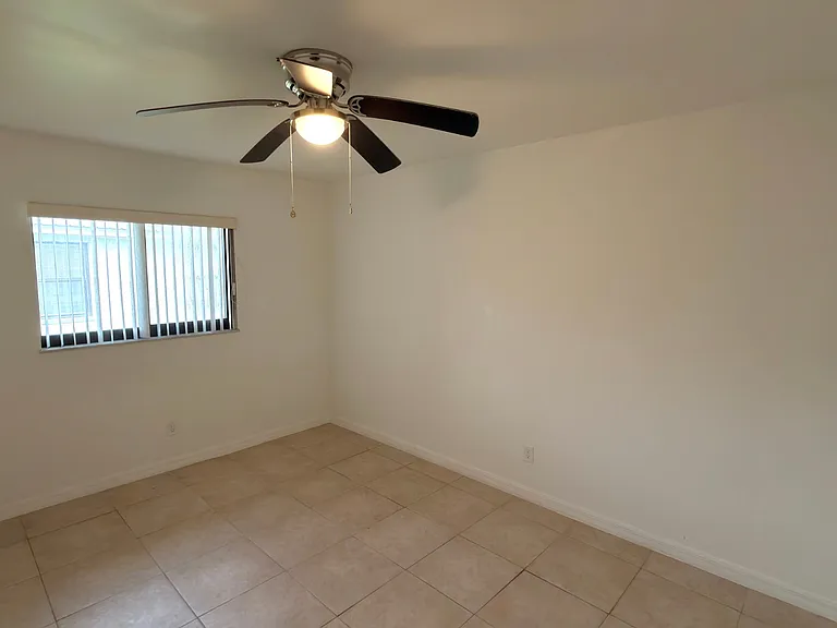 11470 Char Ann Dr — Photo 9