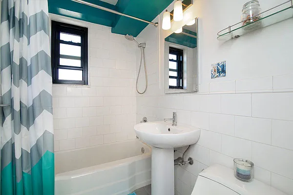 Sold by Compass | media 6