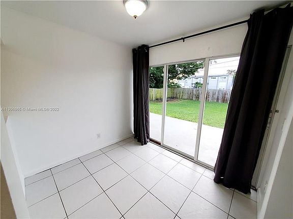 5th image of 4715 SW 43rd Ter #Terrace471