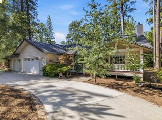 19015 Apple Valley Dr, Sonora, CA 95370