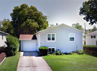 25 Sylvia Dr, Depew, NY 14043