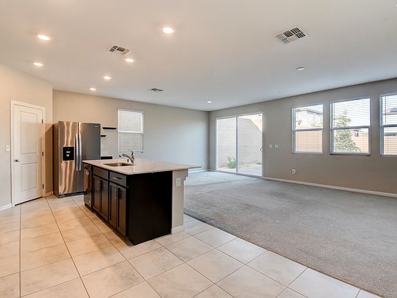 3rd image of 8356 Carmentis Ave